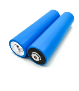 A klases cilindrisks LifePo4 akumulatora elements C33 33140 3.2v 15ah elektriskajam skrejritenim